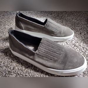 Minnetonka Women's Gabi Slip-On Shoes